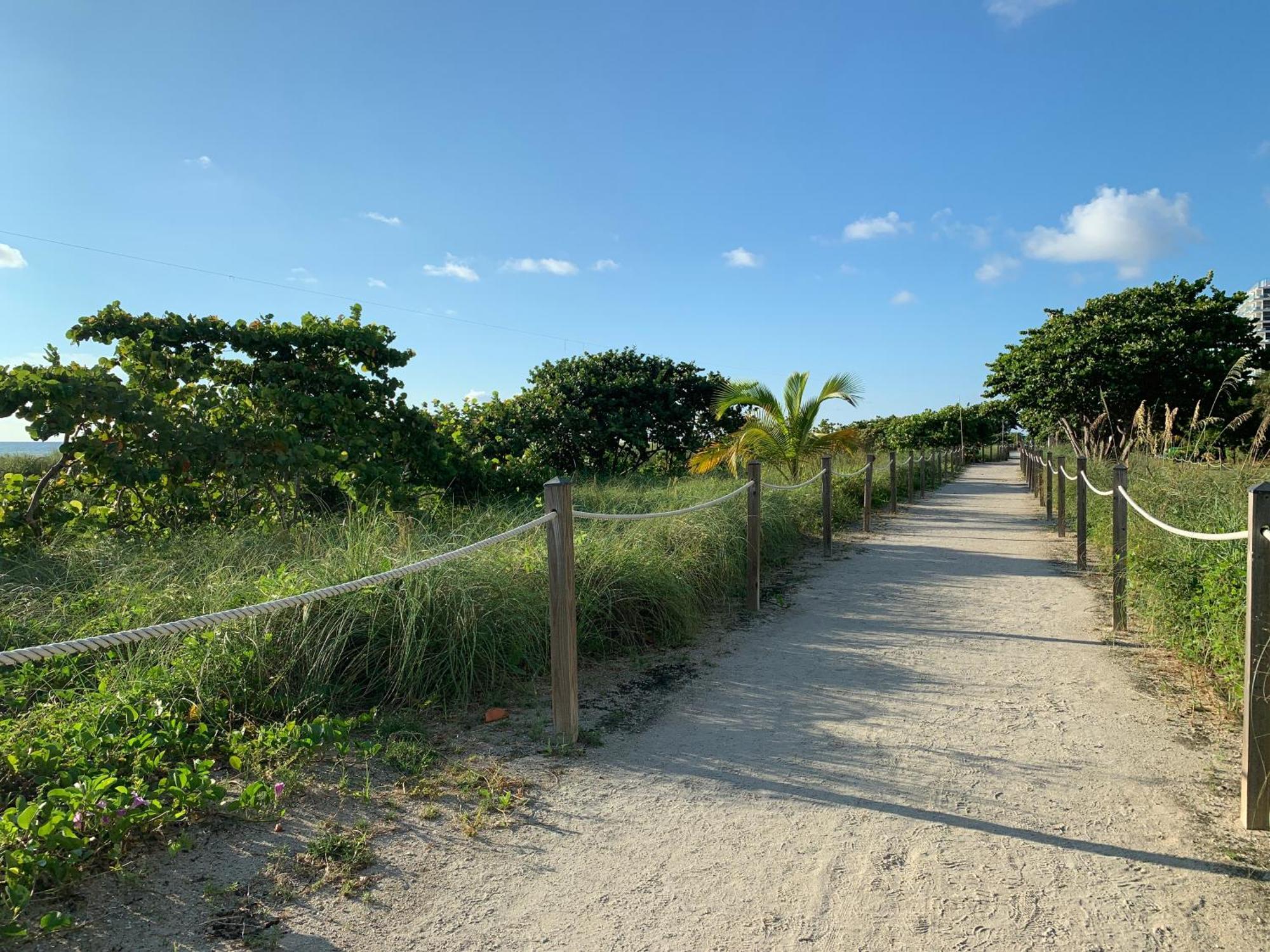 Biscayne Garden'S Studio Golden Glades Exterior foto